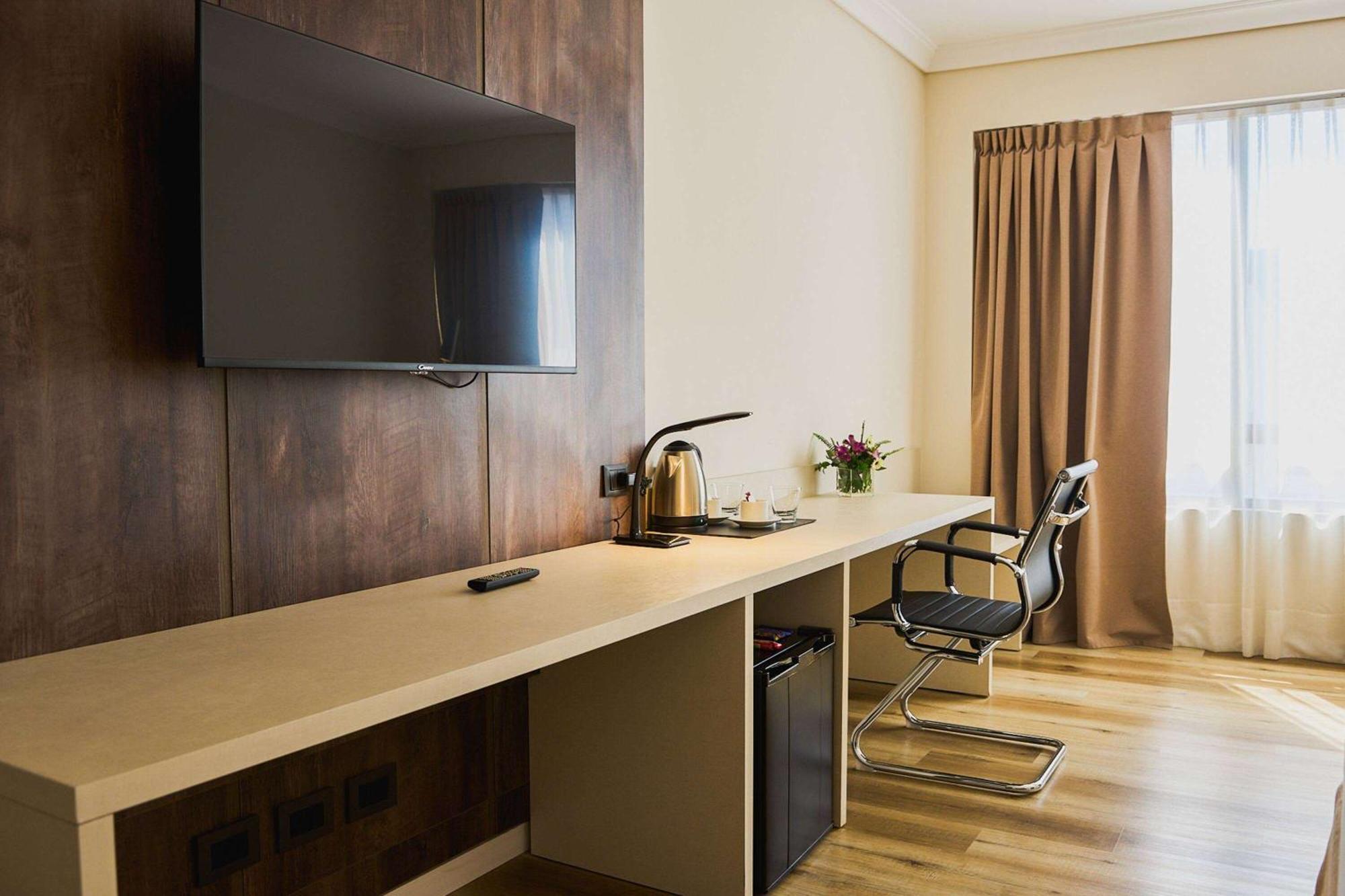 מלון Dazzler By Wyndham Buenos Aires San Martin מראה חיצוני תמונה